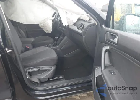 2018 Volkswagen Tiguan 2.0T S из США, поврежденный, VIN 3VV0B7AXXJM130141